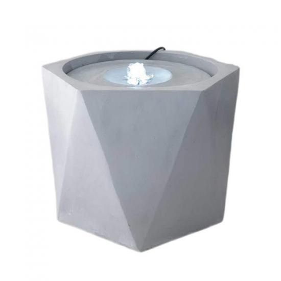 Contemporary water fountain